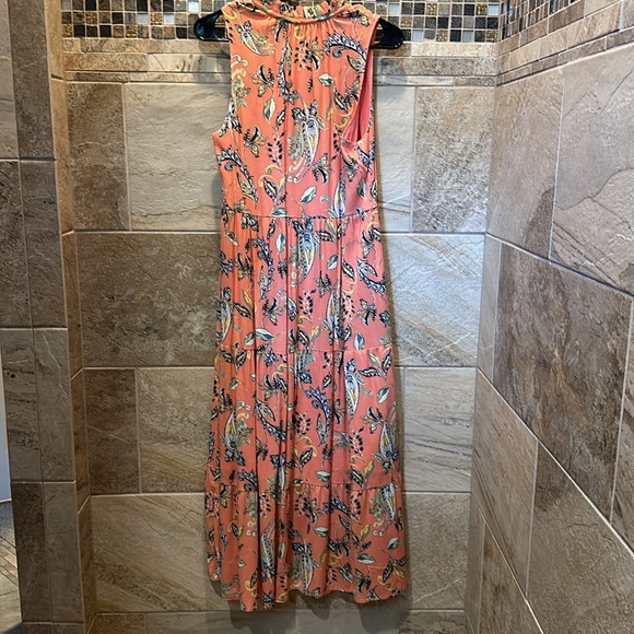 Coral sleeveless long dress with tie in front. - Picture 4 of 4